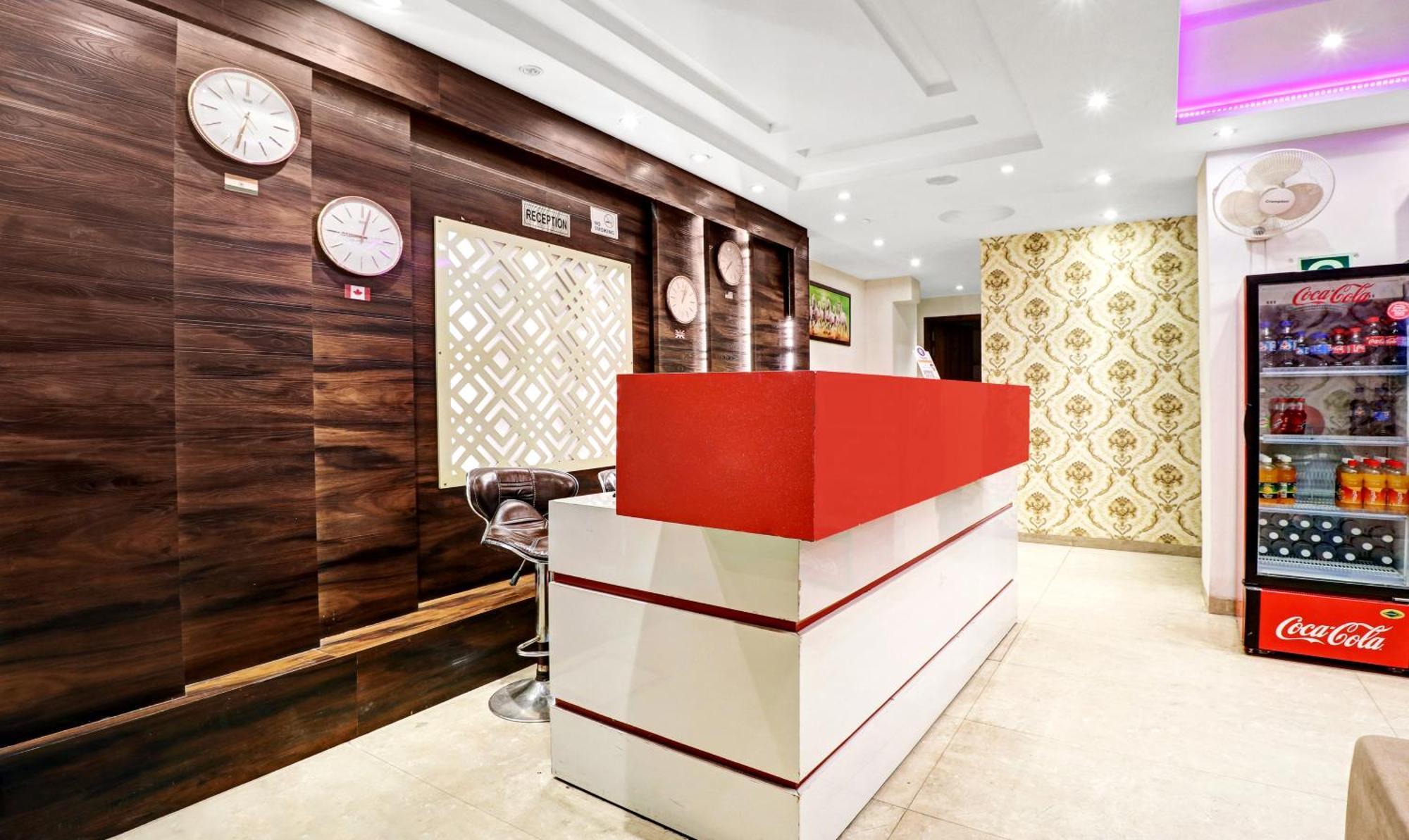 Itsy Hotels Unique - Near Railway Station Amritsar Exterior foto