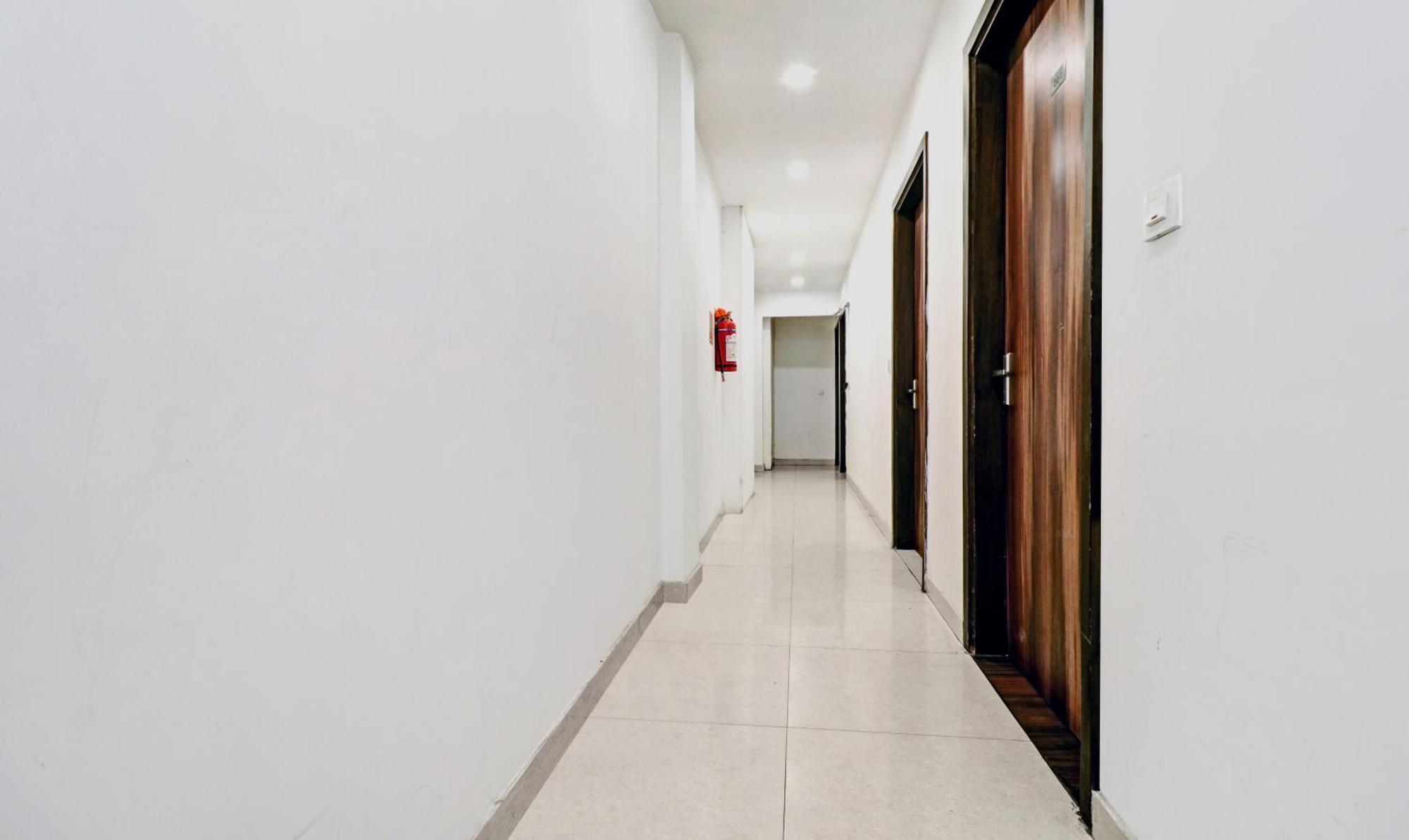 Itsy Hotels Unique - Near Railway Station Amritsar Exterior foto